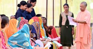 नहीं होने देंगे किसी के भी साथ अन्याय, गोरखपुर पहुंचे सीएम योगी आदित्यनाथ