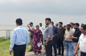 कलेक्टर, एसपी ने उर्मिल डैम एवं सिंहपुर बैराज का किया निरीक्षण